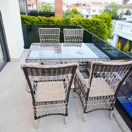 Camyuva Lueks Βίλα