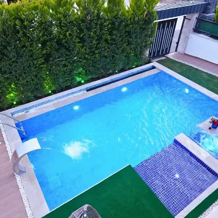 Βίλα Camyuva Lueks *